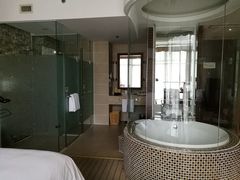 -中铁花水湾温泉酒店(大邑店)
