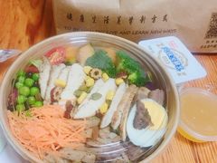 -轻素Chic Salad·轻食(万松园店)