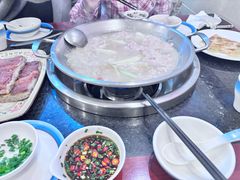 -老来福·非遗酸汤兔(凯旋路店)