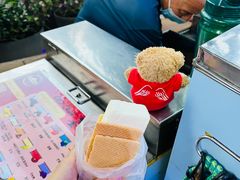 -詹爷爷乌节路街头冰淇淋