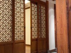 -萨拉伯尔(燕莎友谊商城店)