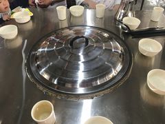 -粘豆包柴火铁锅炖