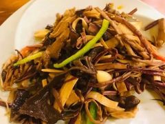 -小厨子私房菜·云南美食店