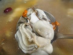 生蚝-濠轩阁特色生蚝火锅(水湾路店)