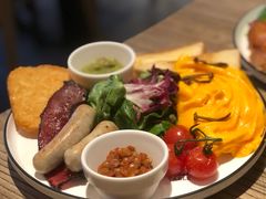 -Common Table · Brunch & Coffee