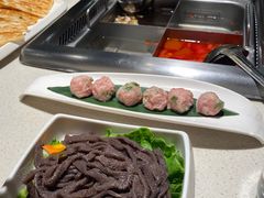 -海底捞火锅鲜切牛肉主题店(长寿路店)