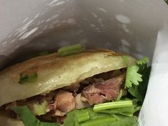 -贾家驴肉火烧(燕山店)