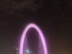 -南京眼步行桥