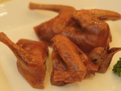 润烧盐香乳鸽-利苑酒家(宜安广场店)