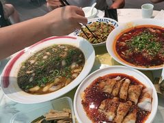 -锦庐道地川菜(来福士店)