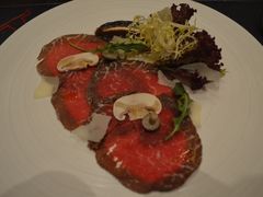 -恰餐厅及酒吧 CHAR Bar & Grill (北京丽都皇冠假日店)