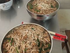 -正宗杨记普洱酸醋米线(总店)