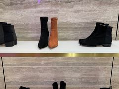-STUART WEITZMAN(静安嘉里中心店)