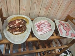 -哈哈碳都·牛肋条无限自助烤肉(台江万达店)
