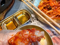-草家酱蟹炭火烤肉店(珲春南路一店)