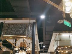 -洪氏嗨捞·猪肚鸡火锅(阳光天地店)