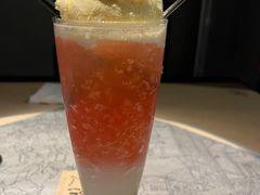 -穹六人间 people 6(岳阳路店)