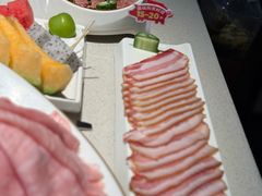 -海底捞火锅鲜切牛肉主题店(长寿路店)