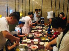 -东西风牛排馆周末烧烤自助(首都机场希尔顿店)