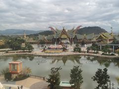 -七彩云南欢乐世界