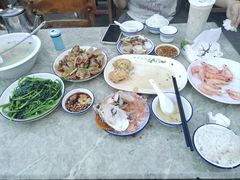 -四川小胡子海鲜(丁村万人海鲜广场店)