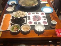 -景明轩•养生酸汤鱼火锅 云贵鲜菌 现舂野果酸汤(王寨小区店)