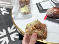 -HOT CRUSH趁热集合·现烤面包(环球港店)