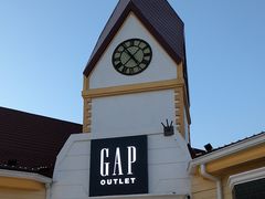 -GAP(王府井奥莱·香江小镇店)