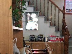 大堂-魏铭鱼头捞饭(晋阳路店)