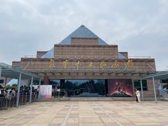 -上海市龙华烈士陵园