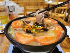 -乡土特色.冷锅鱼.牦牛肉汤锅