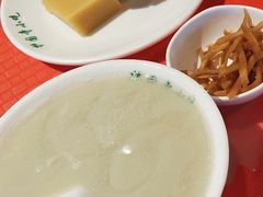 -护国寺小吃店(红莲南路店)
