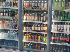 -全家便利店(宜山路站店)