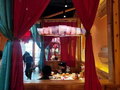 -老滇山寨•云南特色菜•地方菜•民族风情歌舞表演(金碧店)