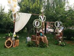 -爱主题婚礼策划  婚车租赁