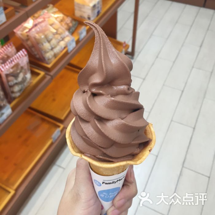 全家便利店(襄阳南路店)巧克力冰激凌6元图片 - 第61张