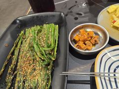 -许哥东北烧烤·铁丳烤串·宫后夹肉(繁花中心店)