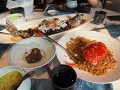 梭子蟹炒饭-杭州西湖柳莺里酒店·闻莺厅