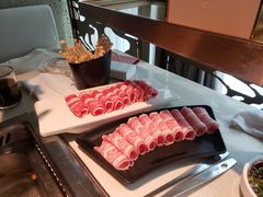 -海底捞火锅鲜切牛肉主题店(长寿路店)