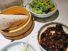 -吴家·非遗淮扬小馆(镇江万达广场店)