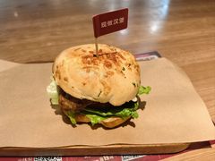 -必胜客(龙泉万达店)