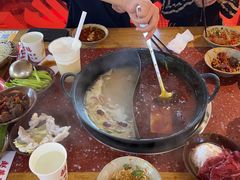 -赵美丽·重庆社区火锅·直营店(火车东站·中豪国际店)