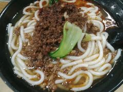 -丽虹云南过桥米线(兴工街店)