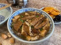 卤煮火烧-门框胡同百年卤煮(新街口店)