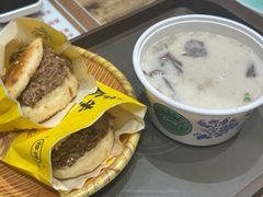 -穆得·老周家牛肉烧饼(普利街店)