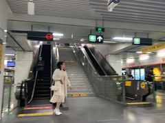 -盈丰路(地铁站)