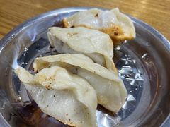 -黄阿姨锅贴大王(万航渡路店)