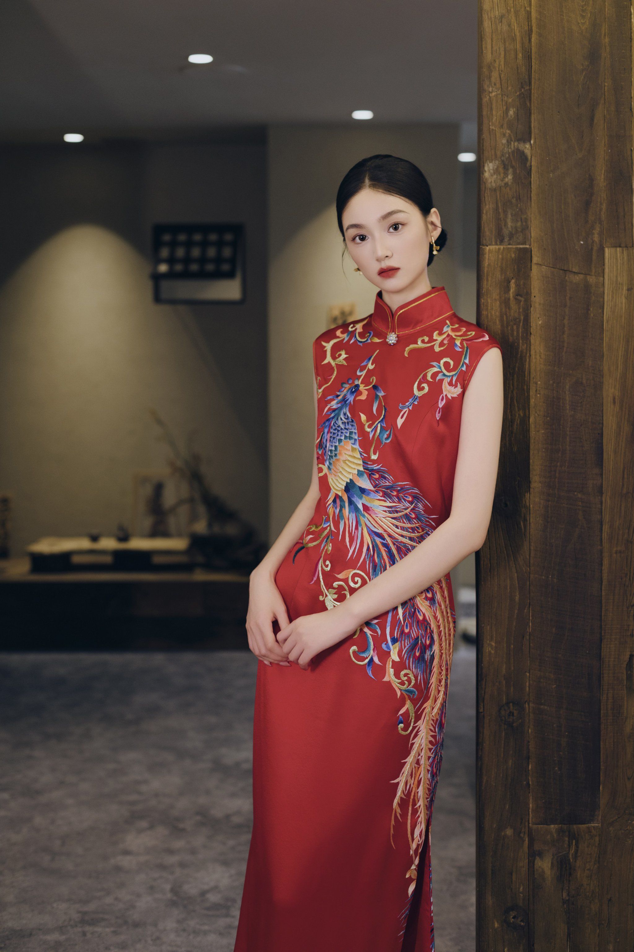 穿旗袍敬茶接亲