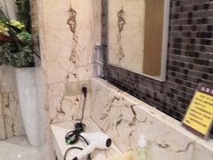 -钧熙良品·足道spa(曹山路纯水岸店)