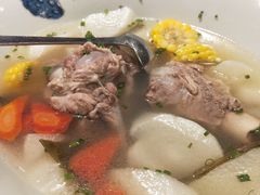 -有红鸡毛店·川菜(建设路店)